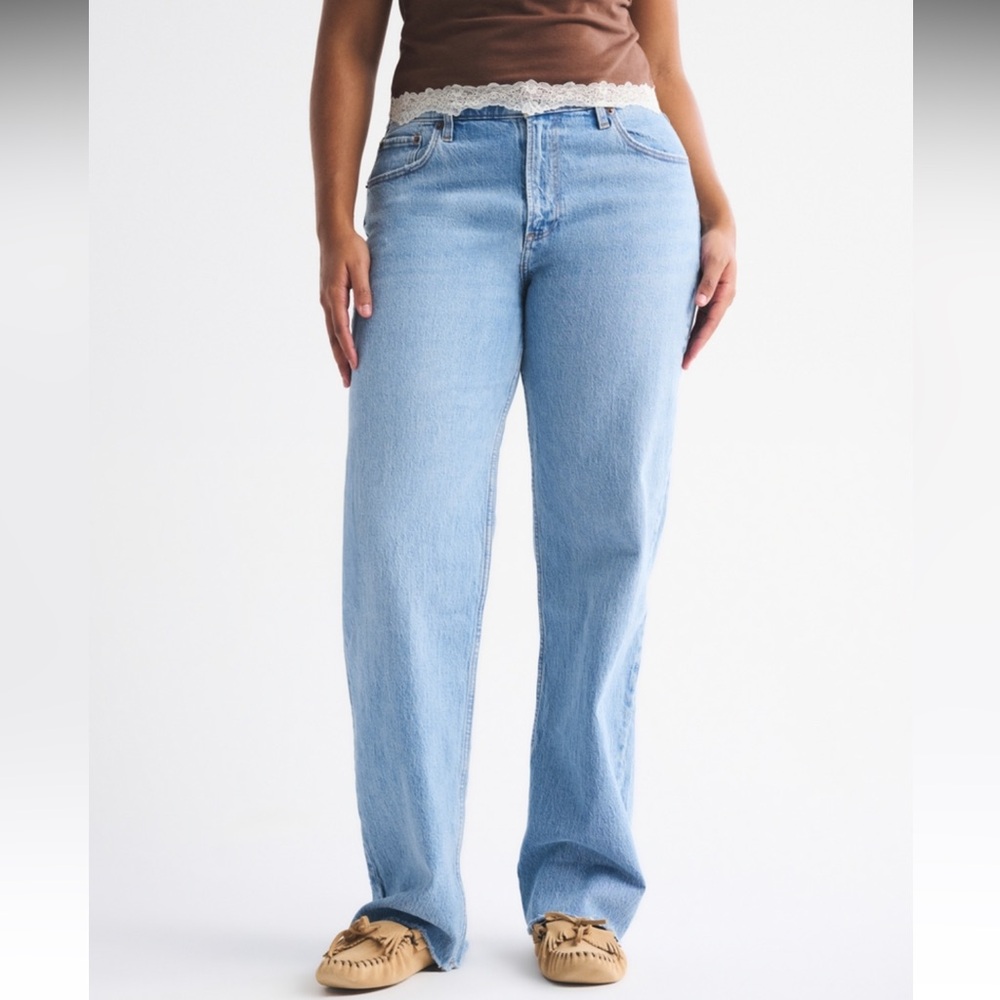 A&F Curve Love Baggy Low Rise